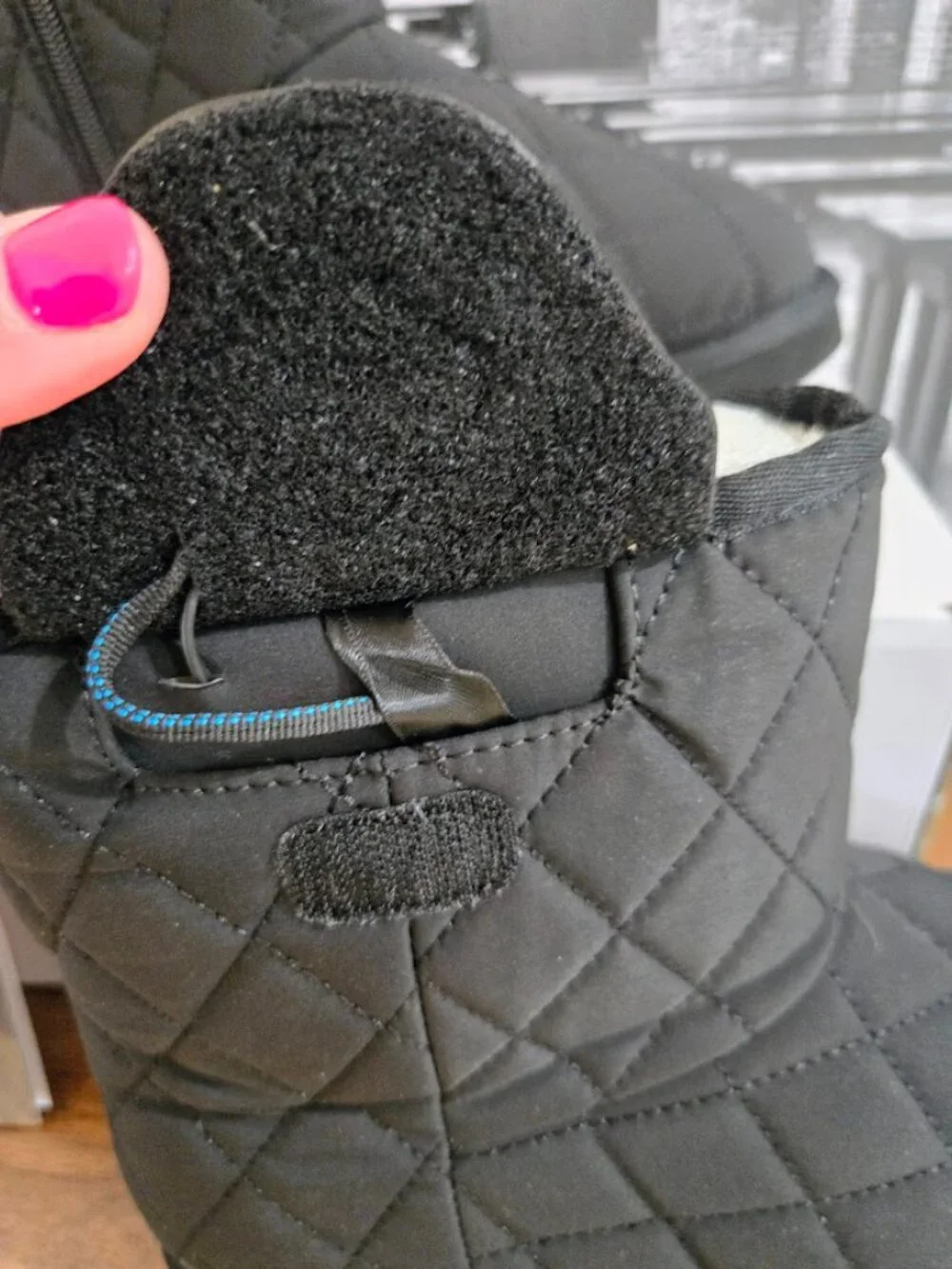 Intelligent Heated Boots Black Quilted Rechargeable NIB Sz W8/M6.5